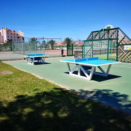 2 Pieces Avec Piscine, Sports Et Fitness - - Fr-1-195-90 * Le Barcarès